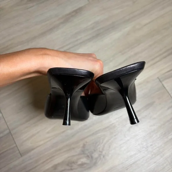 Saint Laurent Black Pointed Heels - Picture 7 of 8